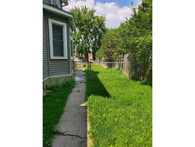 Photo - 1133 Beech St