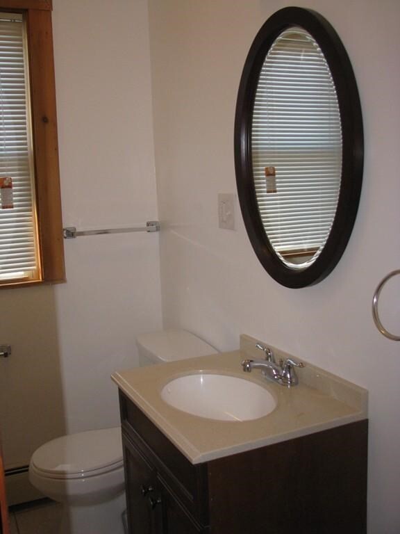 Photo - 384 Medford St Unidad 1