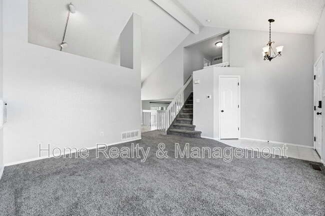 Photo - 13223 Quivas St