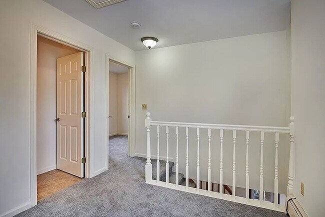 Photo - 240 State St