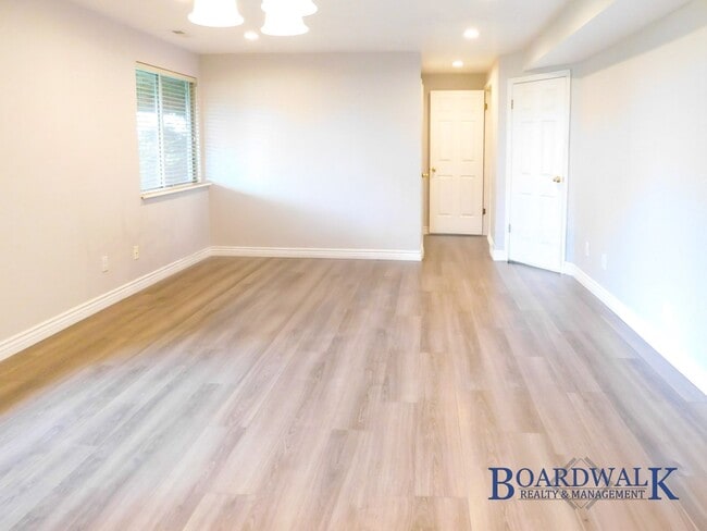 Photo - 11644 Brisbane Dr Unit 11644 Brisbane Dr (Downstairs)