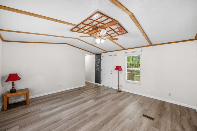 Photo - 6373 Kilcrease Rd