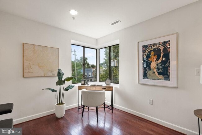 Photo - 5401 9th St NW Unidad 201