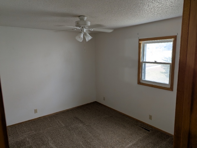 Building Photo - 426 Maple St