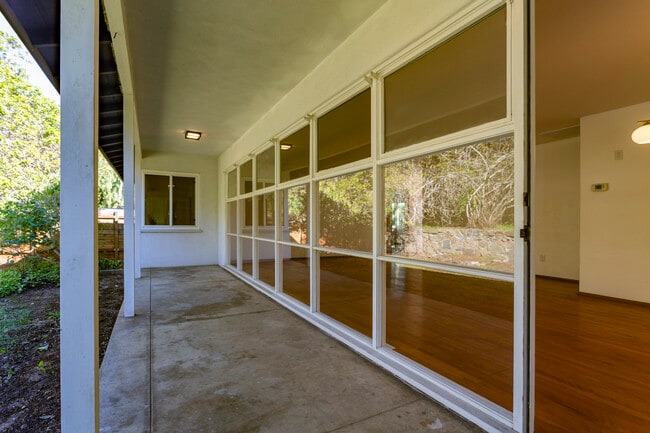 Photo - 634 Tarento Dr