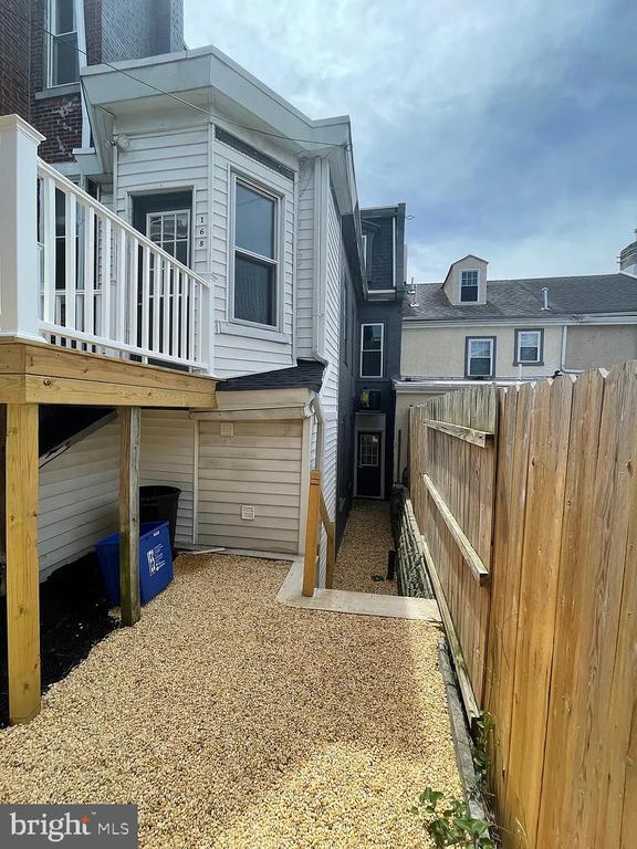 Photo - 168 Green Ln