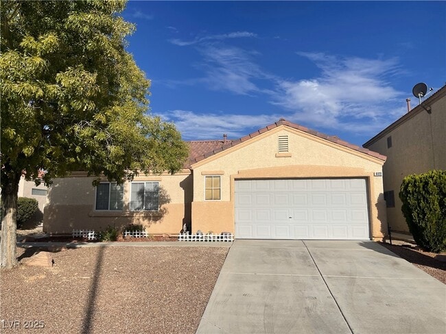 Building Photo - 6122 Cozy Creek St