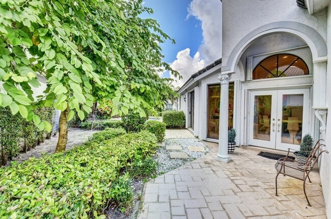 Photo - 2106 NW 60th Cir