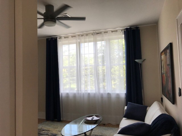 Livingroom - 8 Railroad Ave Apartments