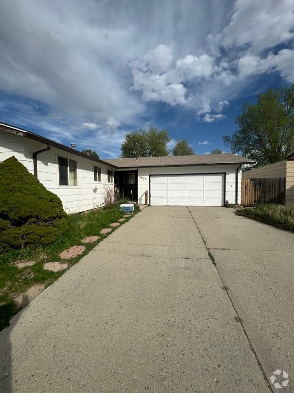 Building Photo - 2975 Herrington Dr Rental