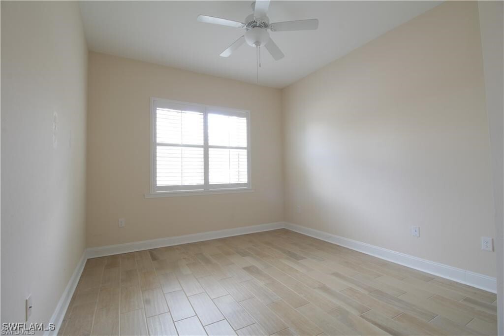 Photo - 18324 Creekside Preserve Loop Unidad 101 Rental