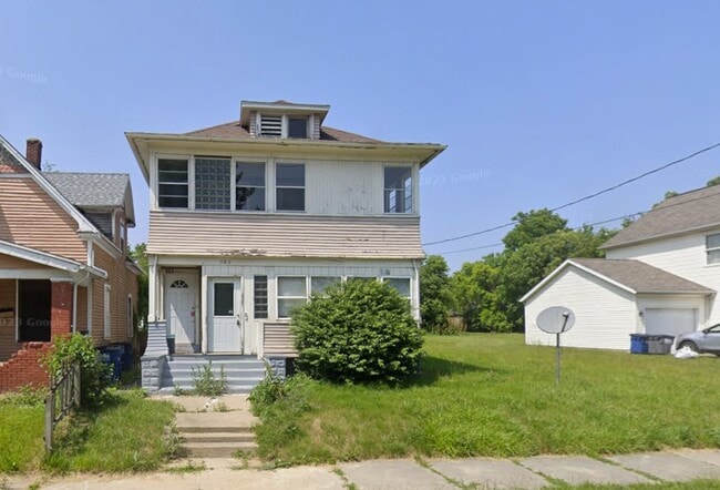 Building Photo - 960 W Delaware Ave Unit 1 Rental