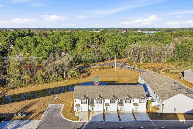 Photo - 322 Honeystone St