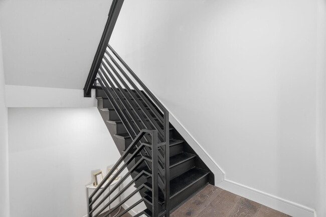9 Minerva St Unit 2