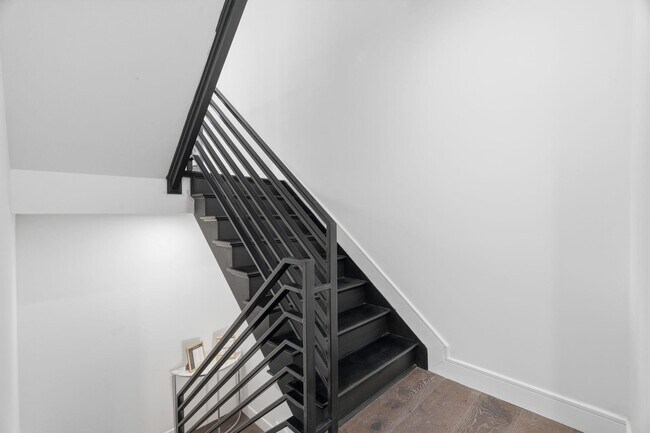 Photo - 9 Minerva St Unit 2