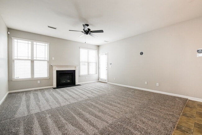 Photo - 35 Wensley Ct