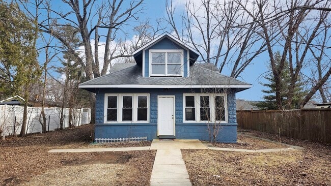 Building Photo - 2512 S Michael Ct