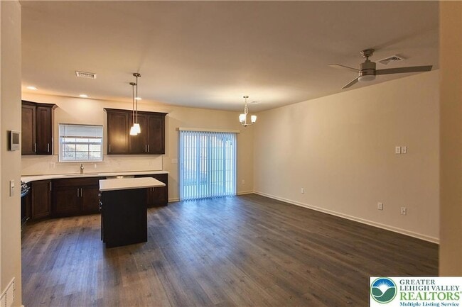 6639 Stein Way
