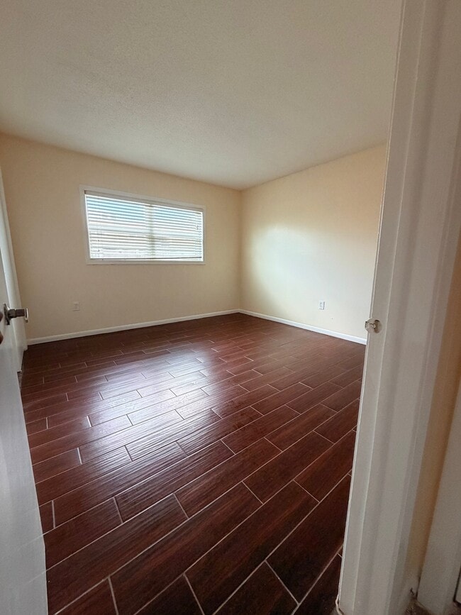 Photo - 13214 Bunn Cir Unidad 5