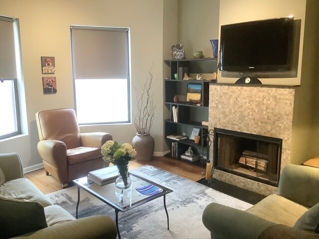 Photo - 5216 N Kenmore Ave