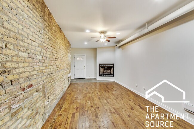 Photo - 1806 N Sheffield Ave Unit R