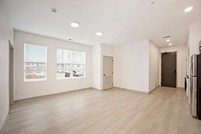 Photo - Terra Station