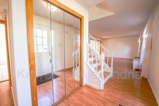 Photo - 7123 Red Horse Tavern Ln