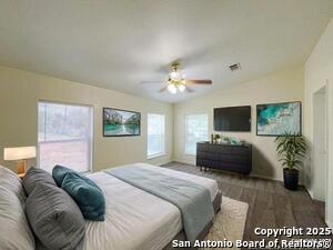 Photo - 9611 Hildebrandt