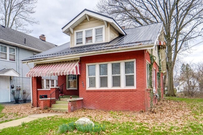 Photo - 614 Madison Ave Unit #2