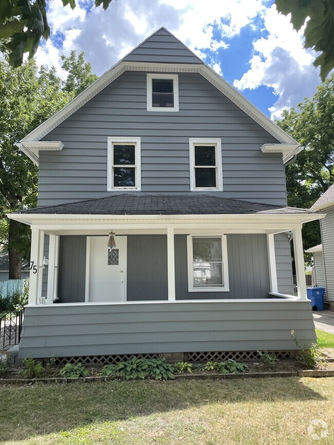 Building Photo - 75 Gold St Rental