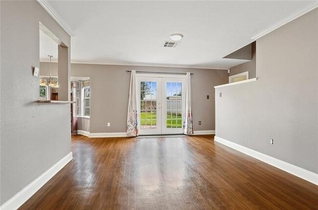 Photo - 761 Glouster St