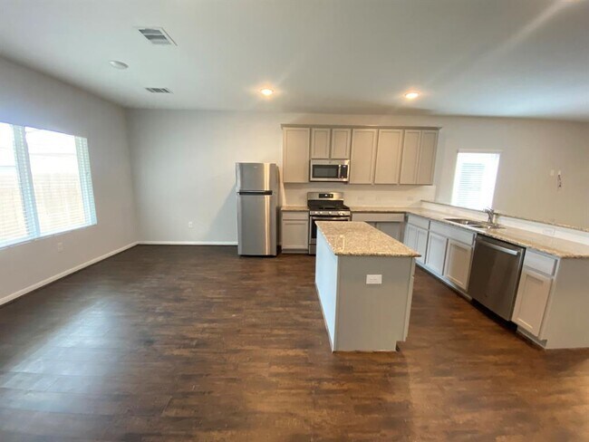 Photo - 220 Timber Brook Dr