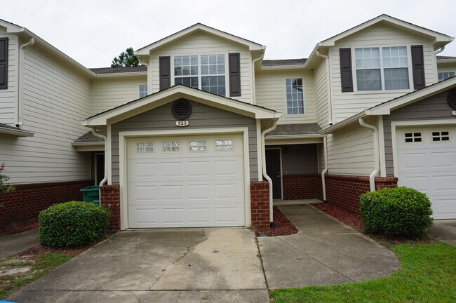 Photo - 523 Wingspan Way Townhome