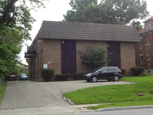 Photo - 2814 Harrison Ave