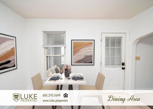 Photo - 105 S Lyndale Ave