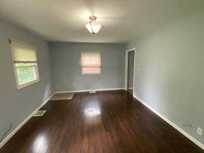 Living room - 2404 S Whittier Ave