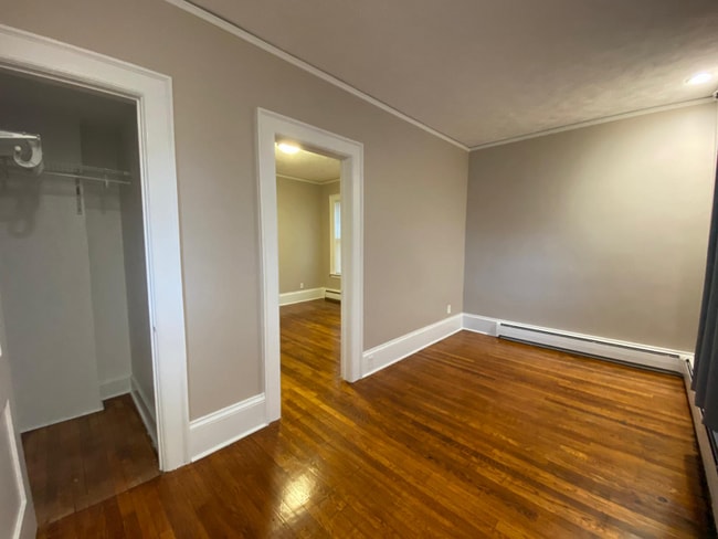 Photo - 2042 Genesee St Unidad 1