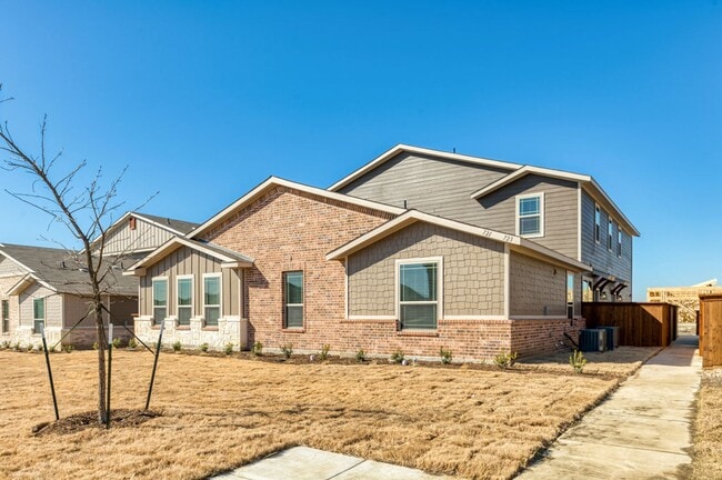 Building Photo - GORGEOUS 2 BEDROOM FOUR PLEX LOCATED IN MIDLOTHIAN ISD!