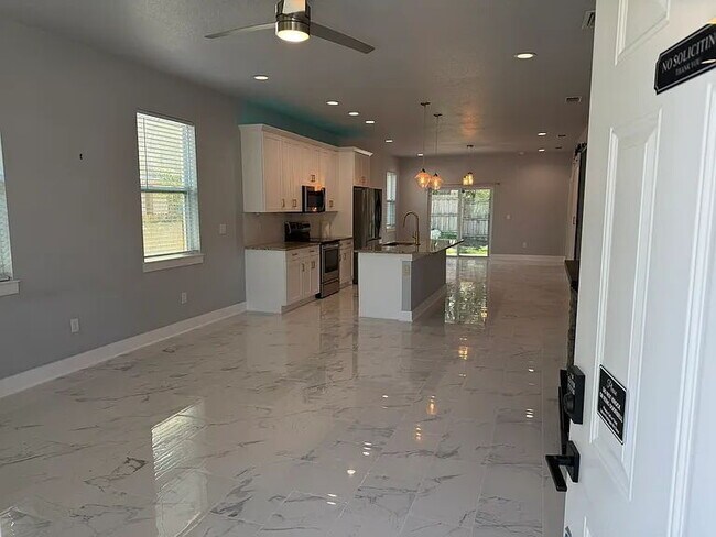 Photo - Modern Luxury Home for Lease in the Heart of Tampa