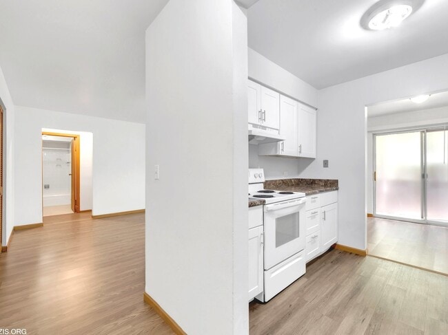 Photo - 1156 Osterman Ave Unit B