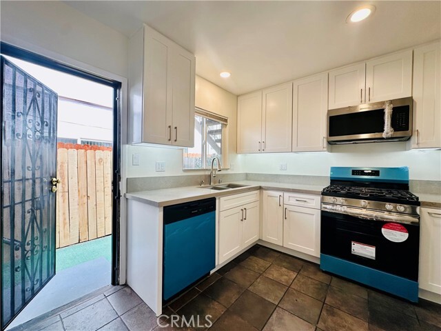 Photo - 4918 Tujunga Ave