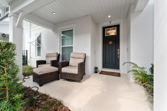 Photo - 115 E Concord St