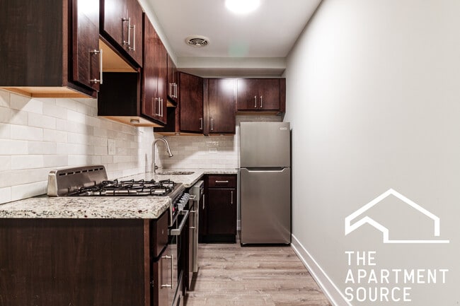 Photo - 454 W Barry Ave