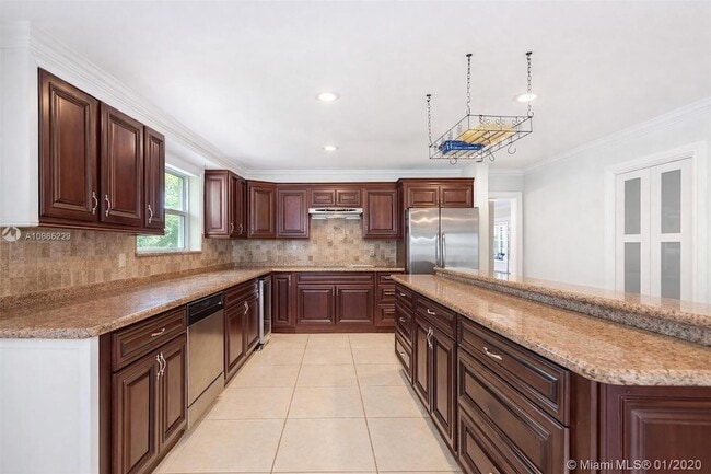 Photo - 5701 SW 136th St