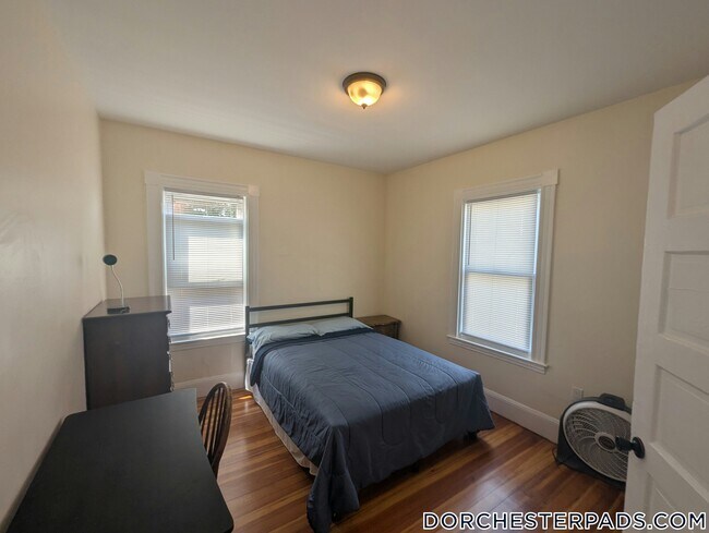 Photo - 27 Bourneside St Unidad 1