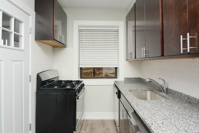 Photo - 1133 Maple Ave Unit C3