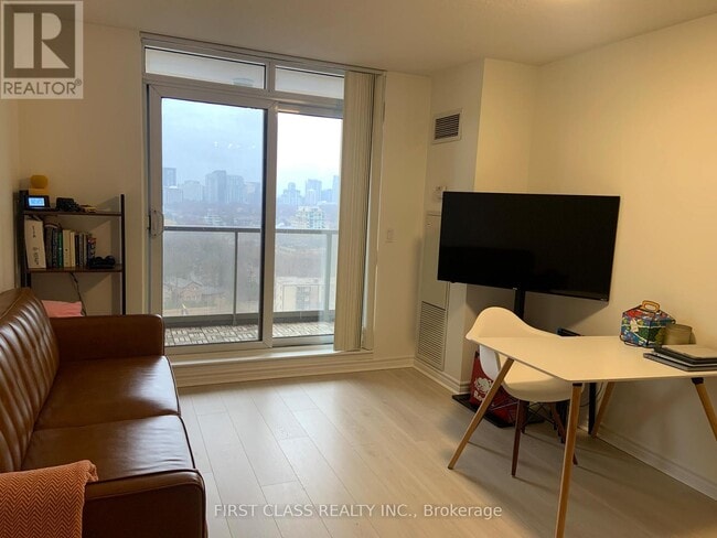 Photo - 18 Kenaston Gardens Unit 1410