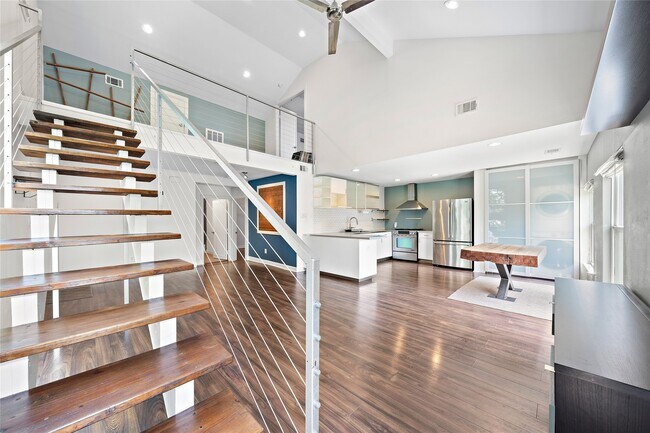 Photo - 2413 Emancipation Ave