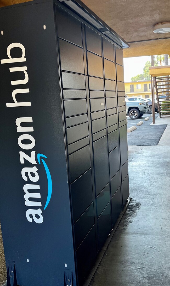 Amazon Lockers