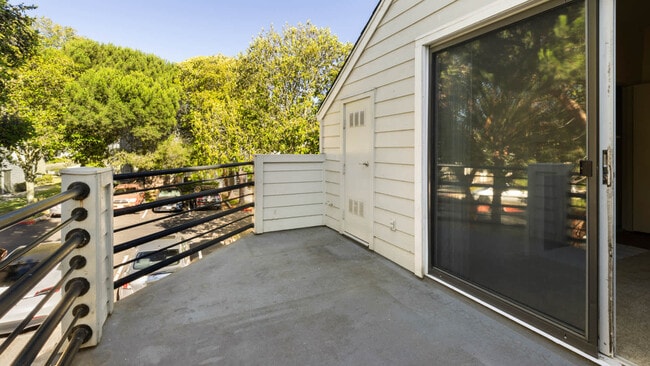 Building Photo - Schooner Bay Apartment Homes